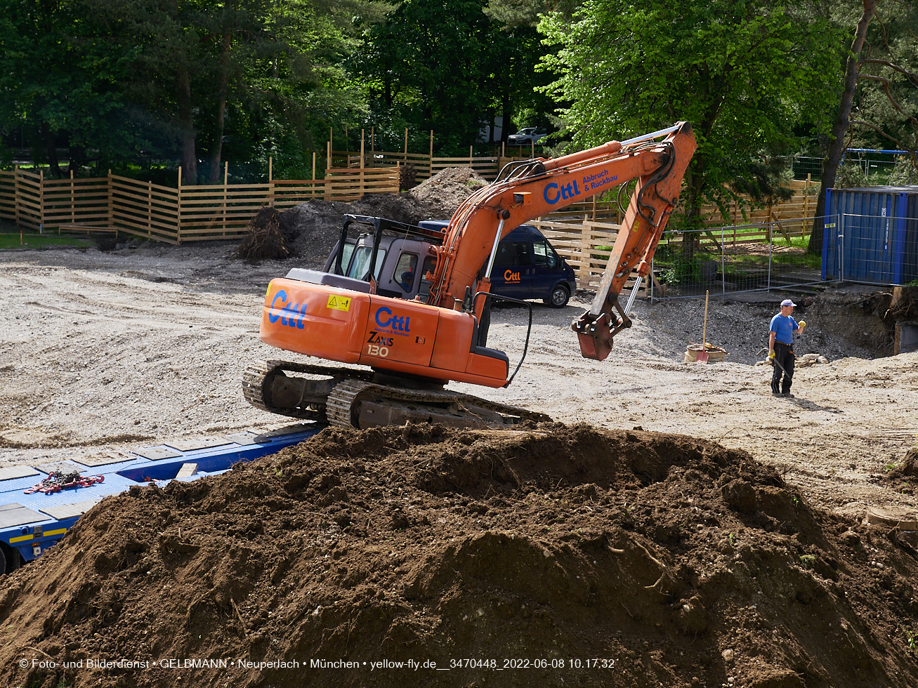 08.06.2022 - Baustelle zur Mütterberatung und Haus für Kinder